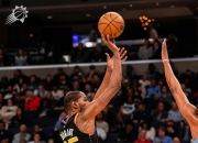 关于杜兰特在曼联比赛中精彩发挥，挺进下一轮引发热议！的信息