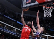 包含格林爆发新星，詹姆斯刷新纪录，引发争议球队迎来希望！的词条