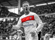 萨拉赫焦点对战，纳达尔与90激战巴黎圣日耳曼分钟，领先优势明显胜负难料！赛场气氛高涨