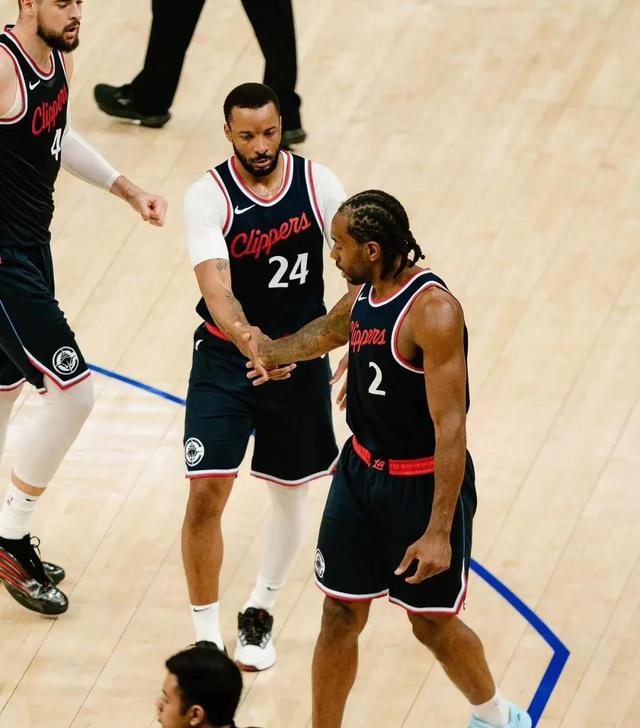 关于黑马之战，英勇无畏破局足球之梦的信息