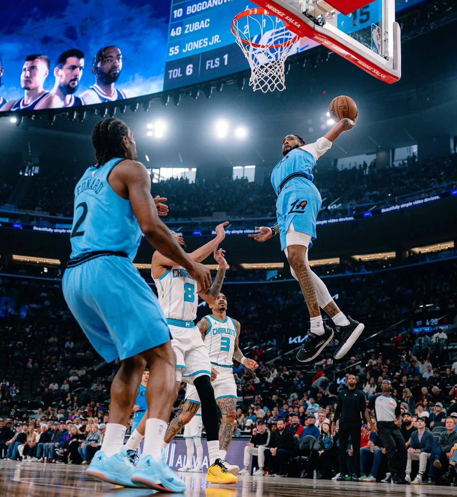 快船惊艳全场,连续三场30+助攻爆棚,全明星入选逆转取胜! 快船惊艳全场,连续三场30+助攻爆棚,全明星入选逆转取胜!